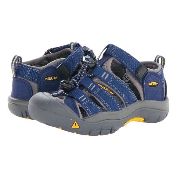 KEEN Newport Boys Blue Strappy Easy On Sandal Shoes NEW - Picture 1 of 6